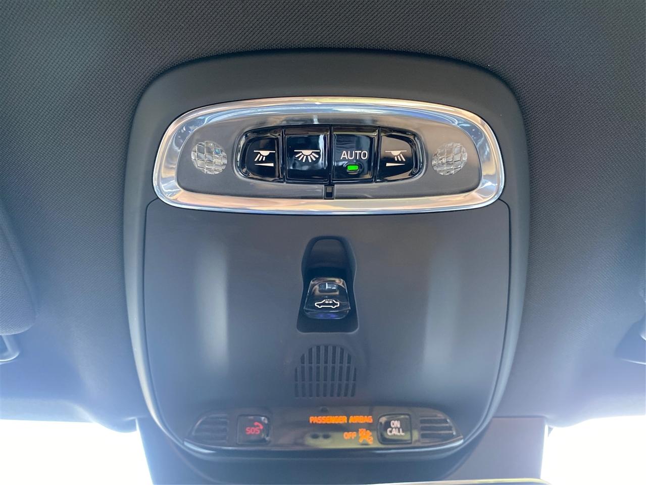 Volvo XC90 T6 AWD 7-Passenger Momentum 2018