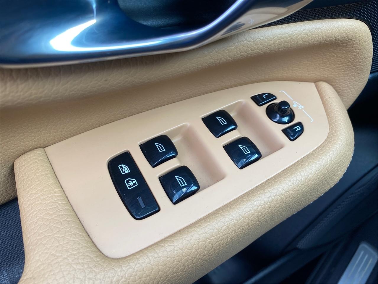 Volvo XC90 T6 AWD 7-Passenger Momentum 2018