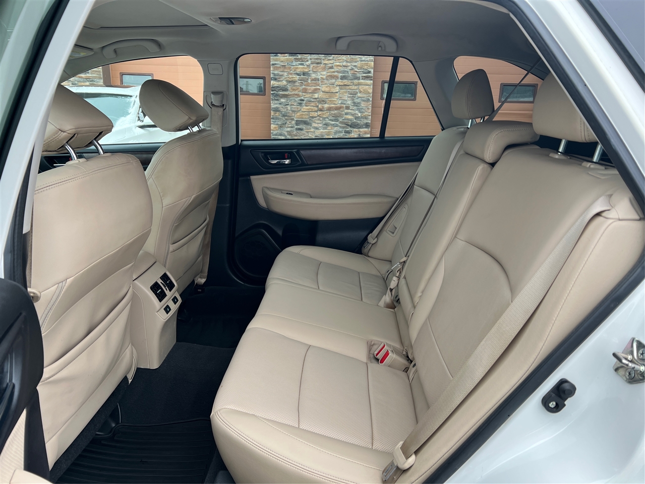 Subaru Outback 2.5i Limited 2016