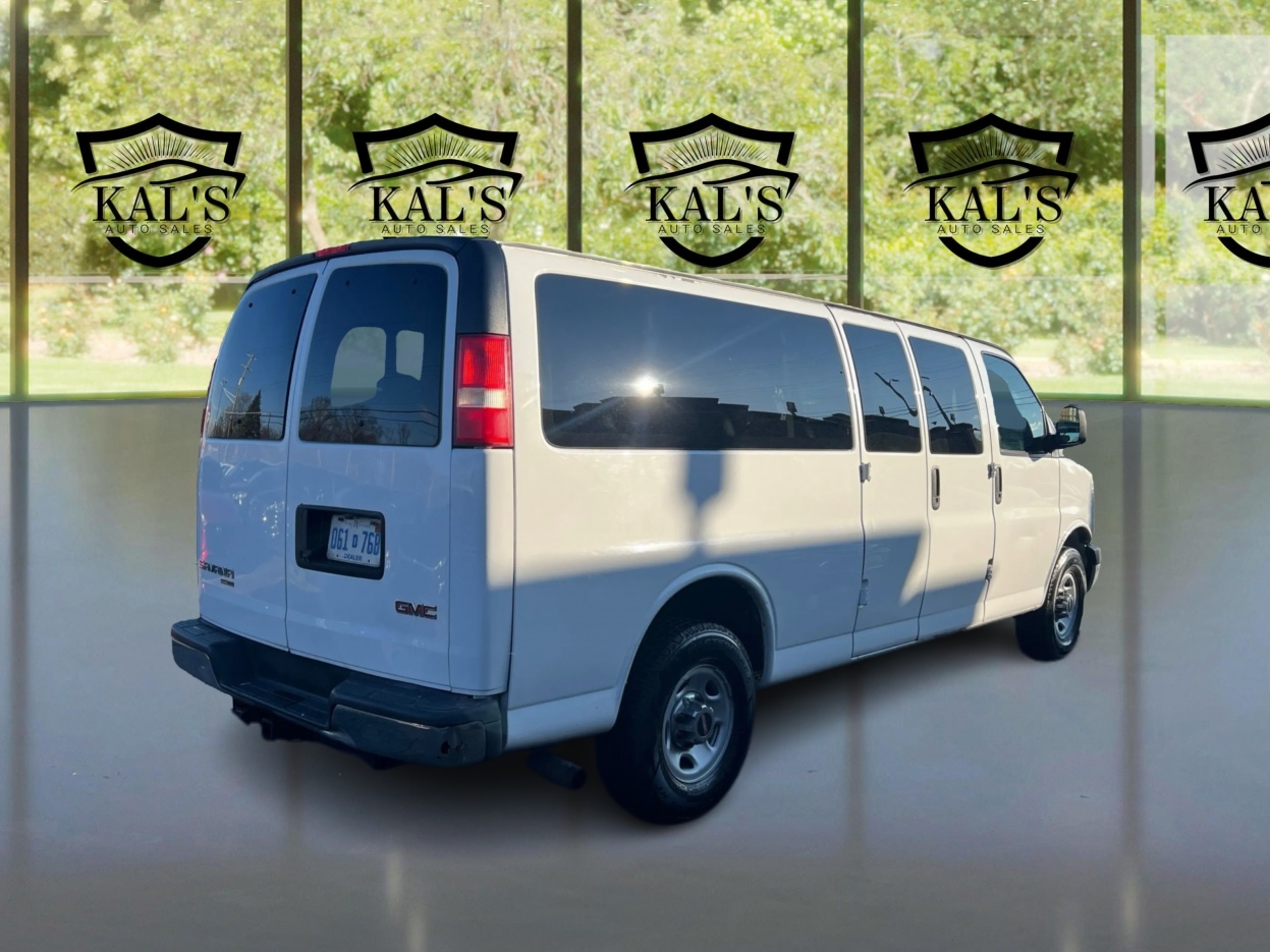 GMC Savana LT G3500 Extended 2014