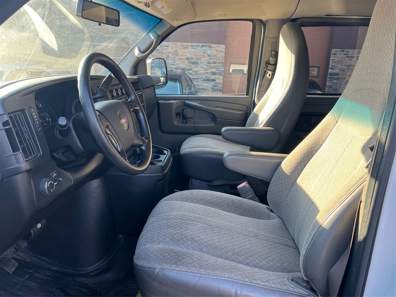 GMC Savana LT G3500 Extended 2014