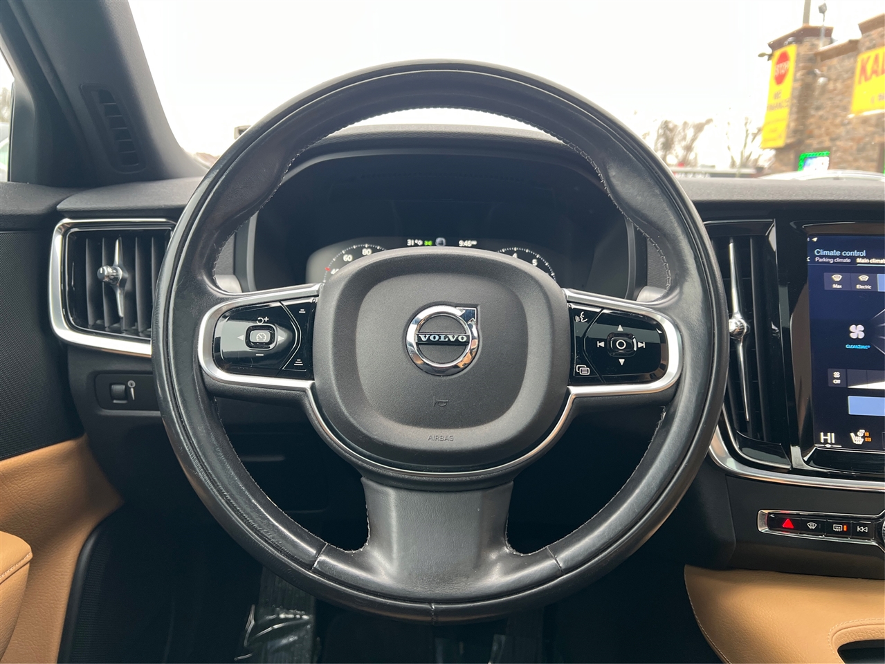 Volvo S90 T6 Momentum AWD 2017