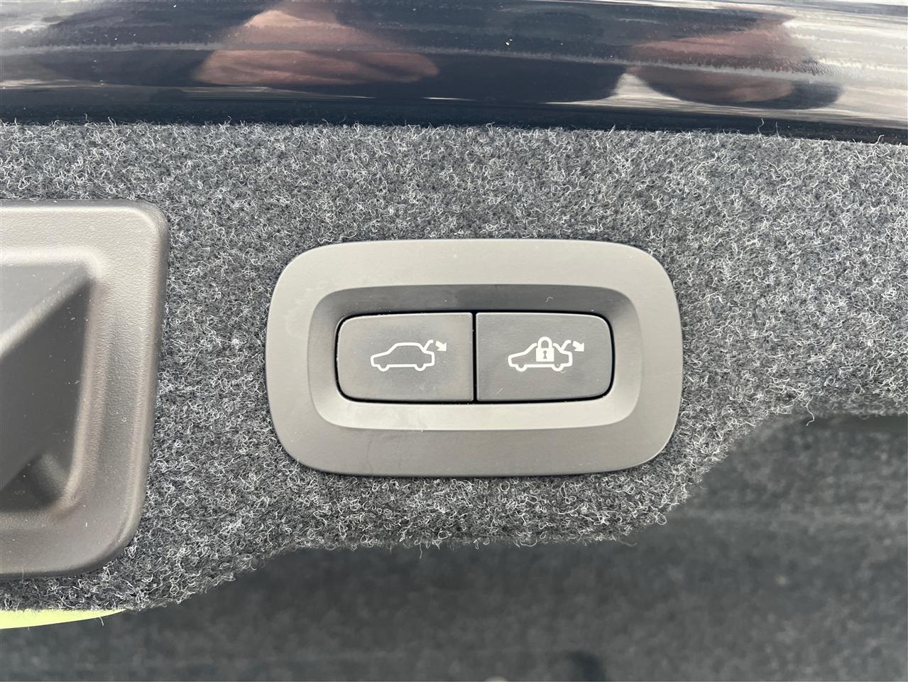 Volvo S90 T6 AWD Momentum 2017