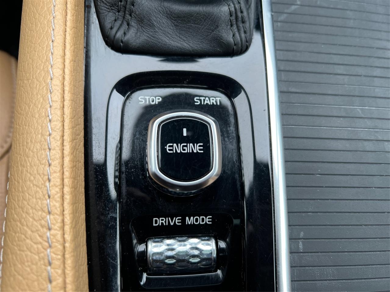 Volvo S90 T6 AWD Momentum 2017