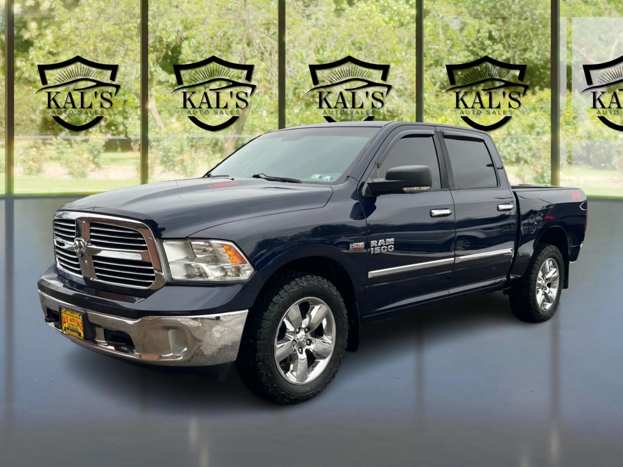 2015 RAM 1500 SLT Crew Cab SWB 4WD