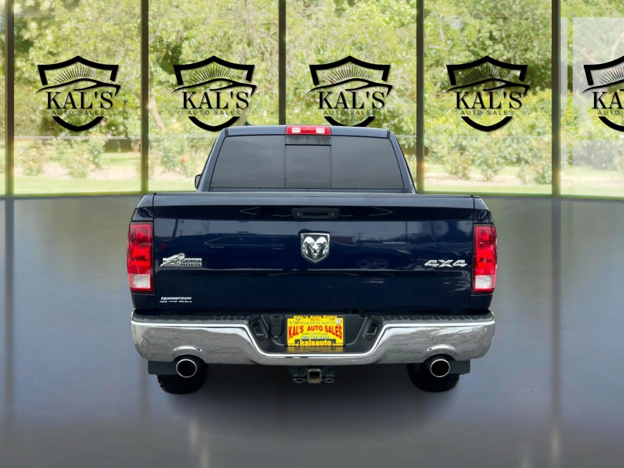 RAM 1500 SLT Crew Cab SWB 4WD 2015