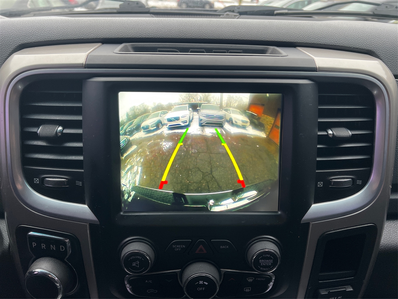 RAM 1500 SLT Crew Cab SWB 4WD 2015