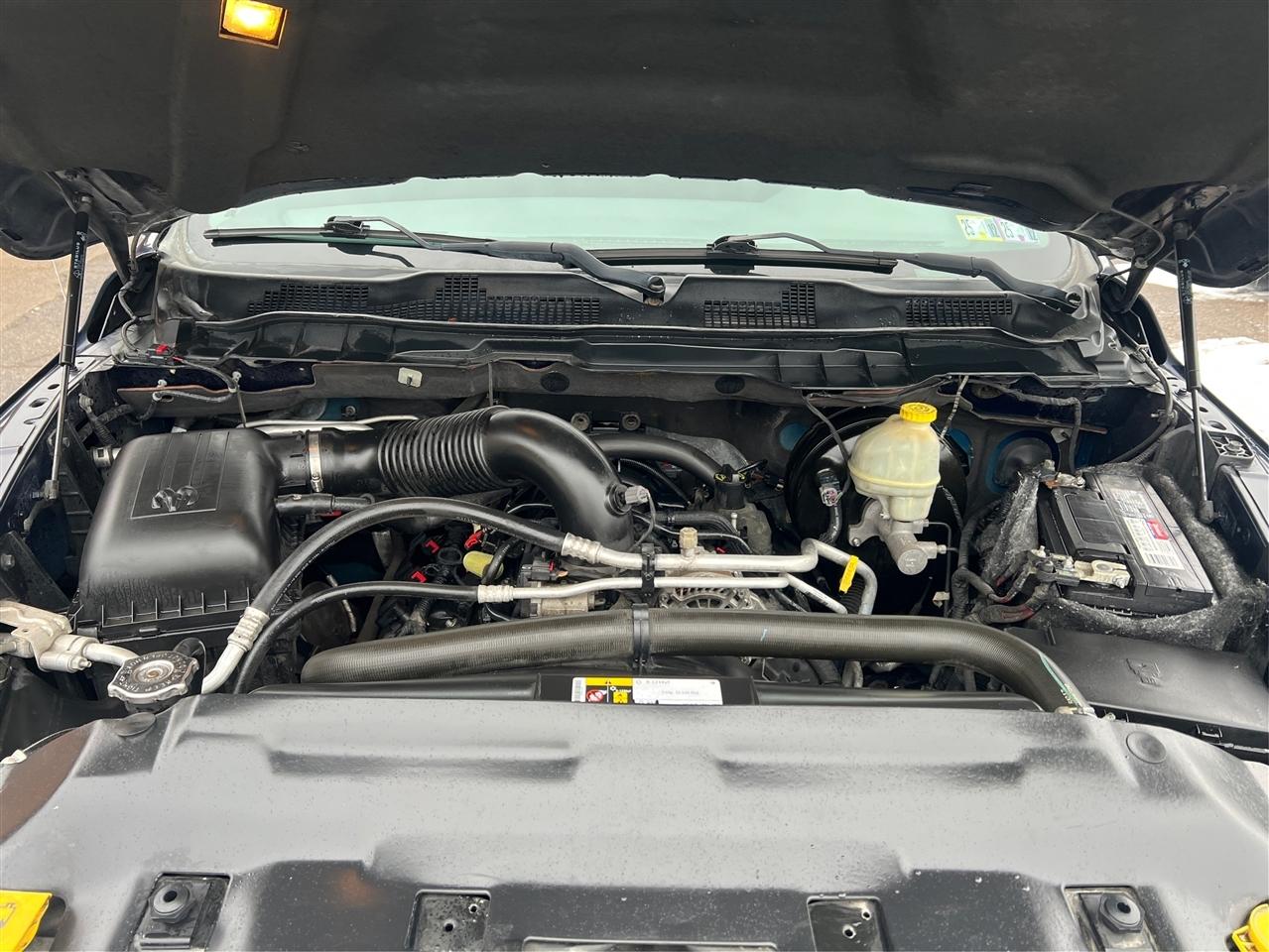 RAM 1500 4WD Crew Cab 140.5" Big Horn 2015