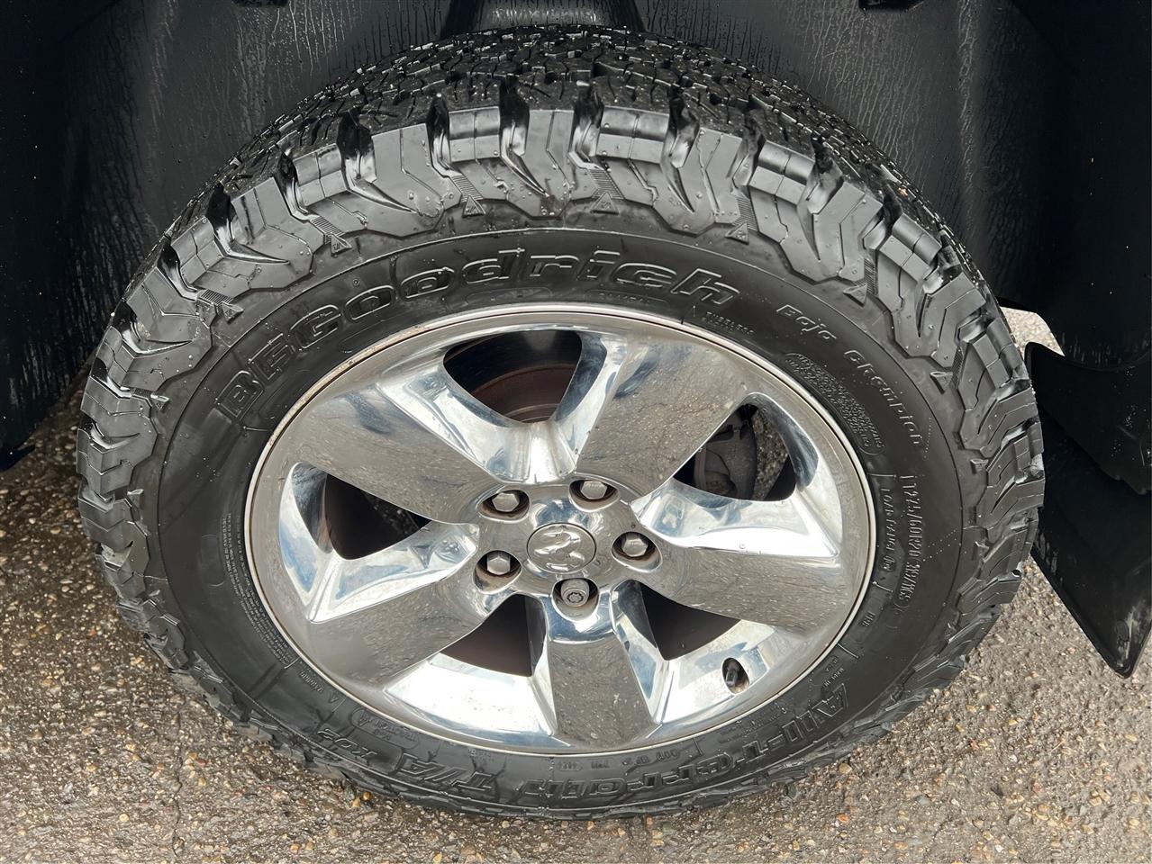 RAM 1500 4WD Crew Cab 140.5" Big Horn 2015