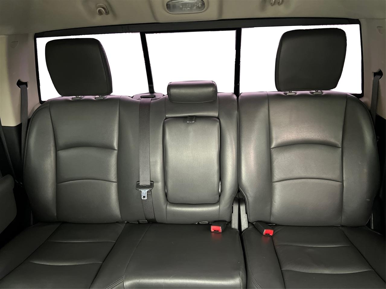 RAM 1500 4WD Crew Cab 140.5" Big Horn 2015