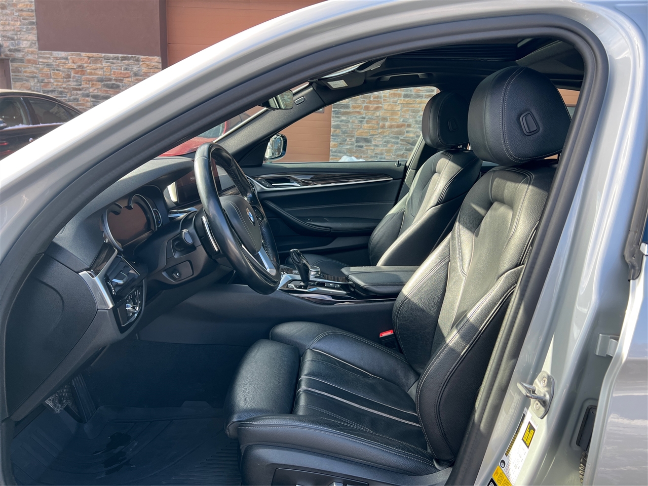 BMW 5-Series 530i xDrive 2019