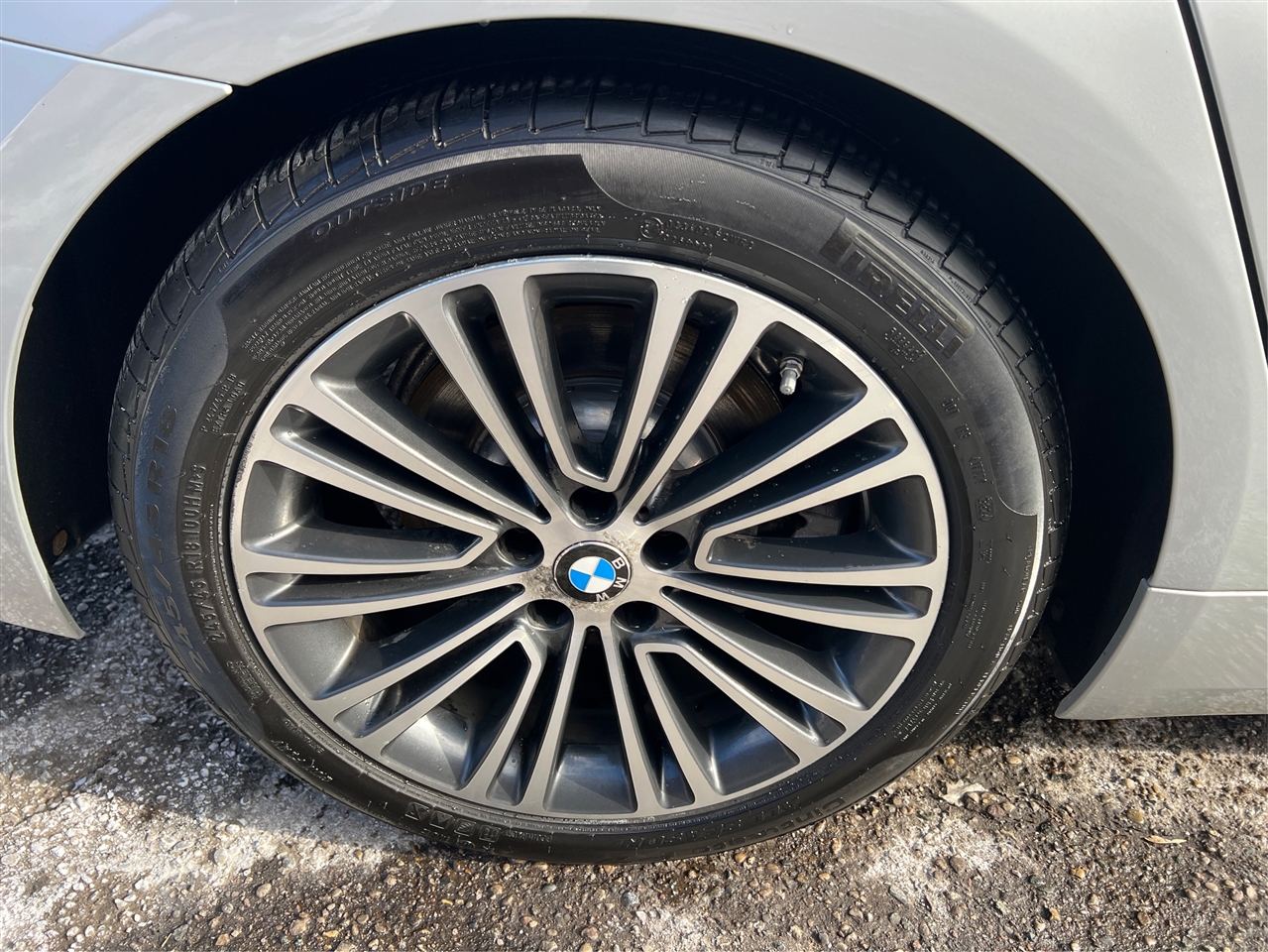 BMW 5-Series 530i xDrive 2019