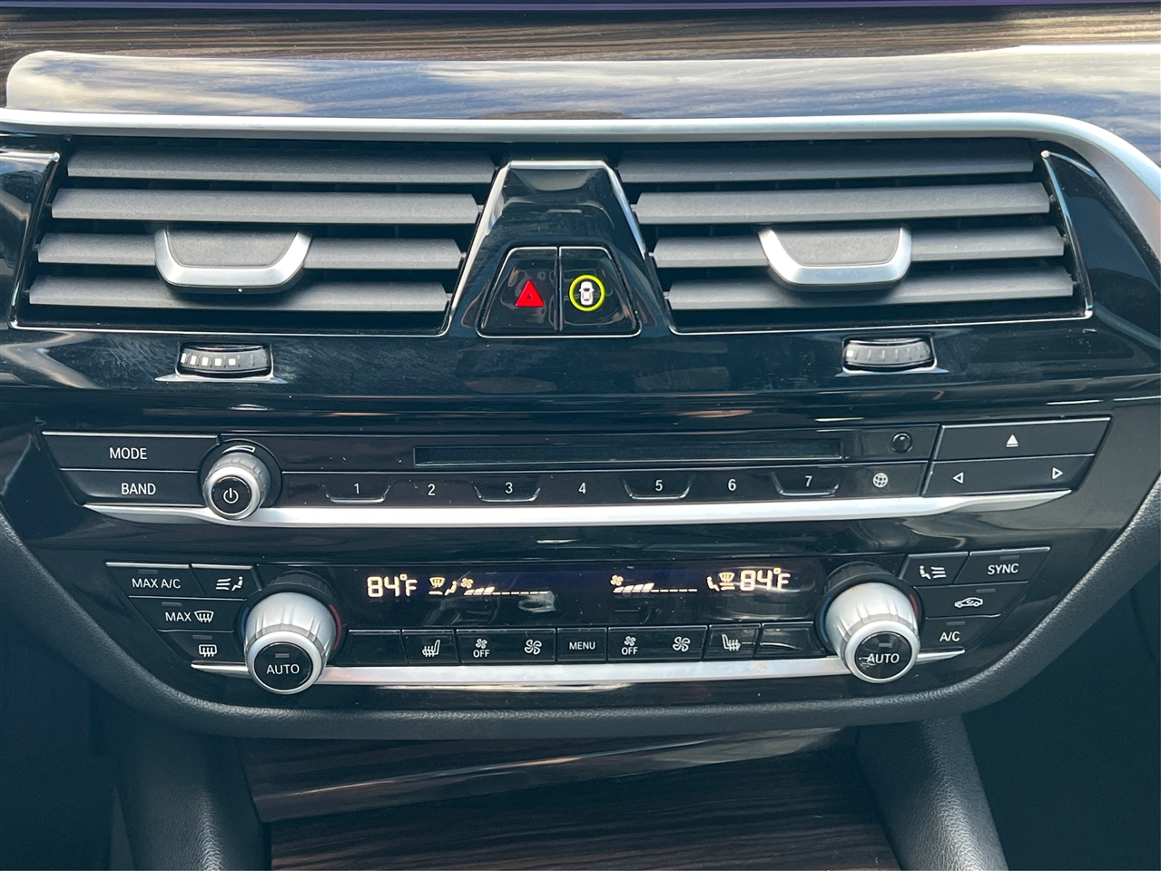 BMW 5-Series 530i xDrive 2019