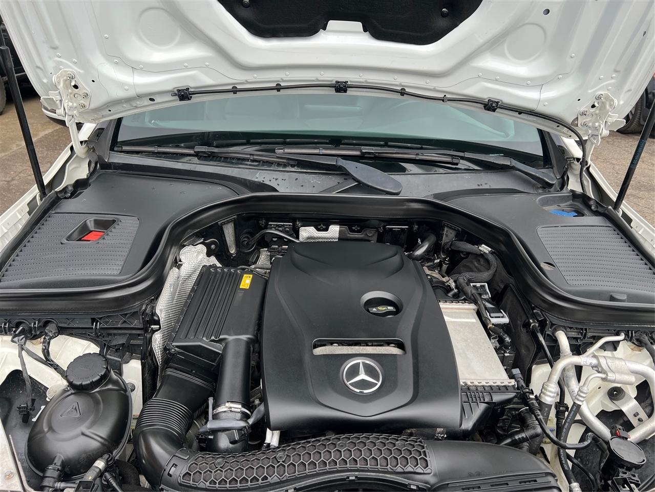Mercedes-Benz GLC-Class GLC 300 4MATIC SUV 2019