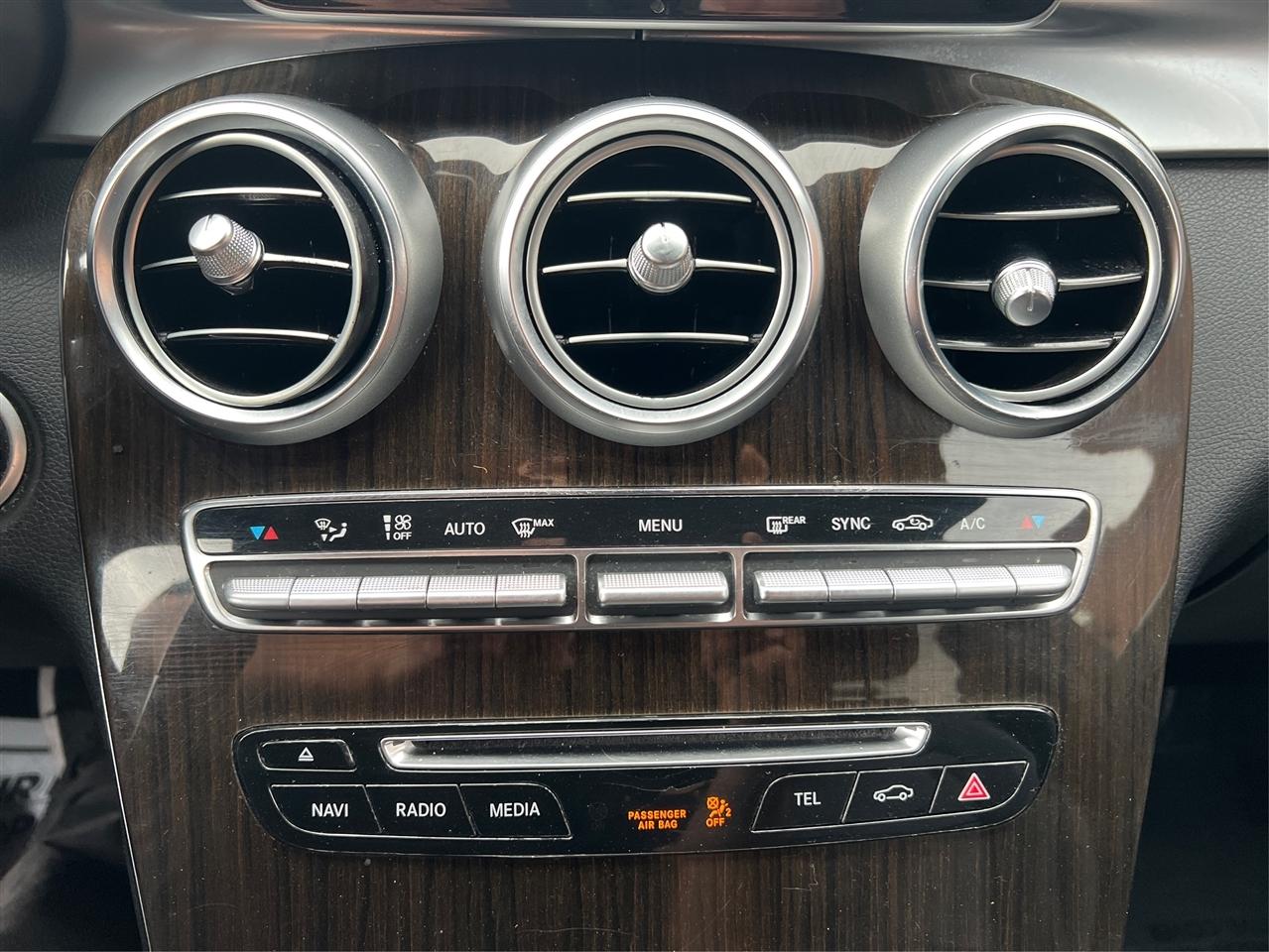 Mercedes-Benz GLC-Class GLC 300 4MATIC SUV 2019