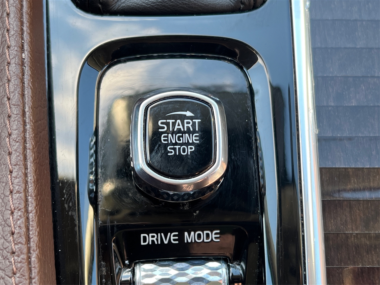 Volvo XC90 T6 Momentum AWD 2019