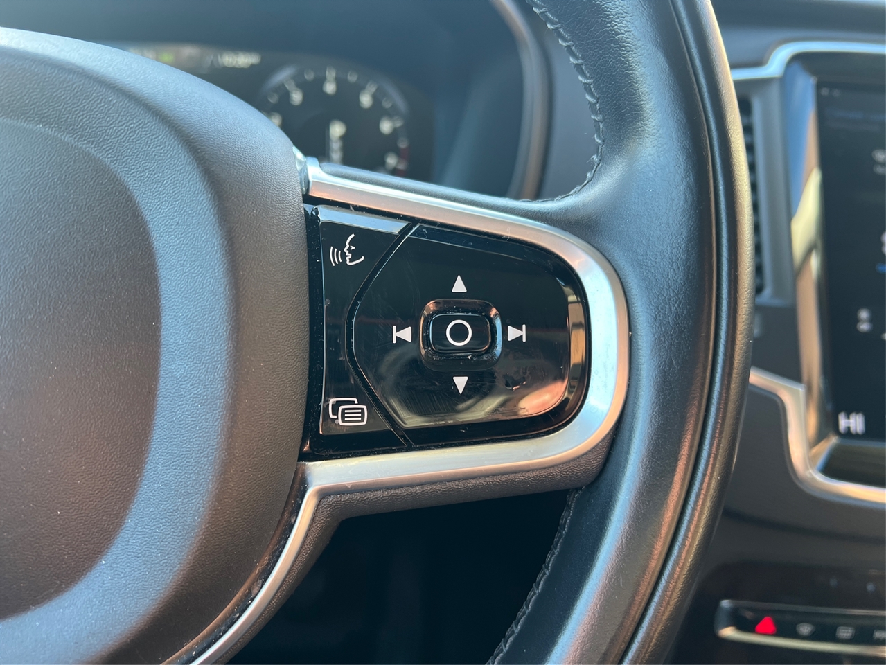 Volvo XC90 T6 Momentum AWD 2019