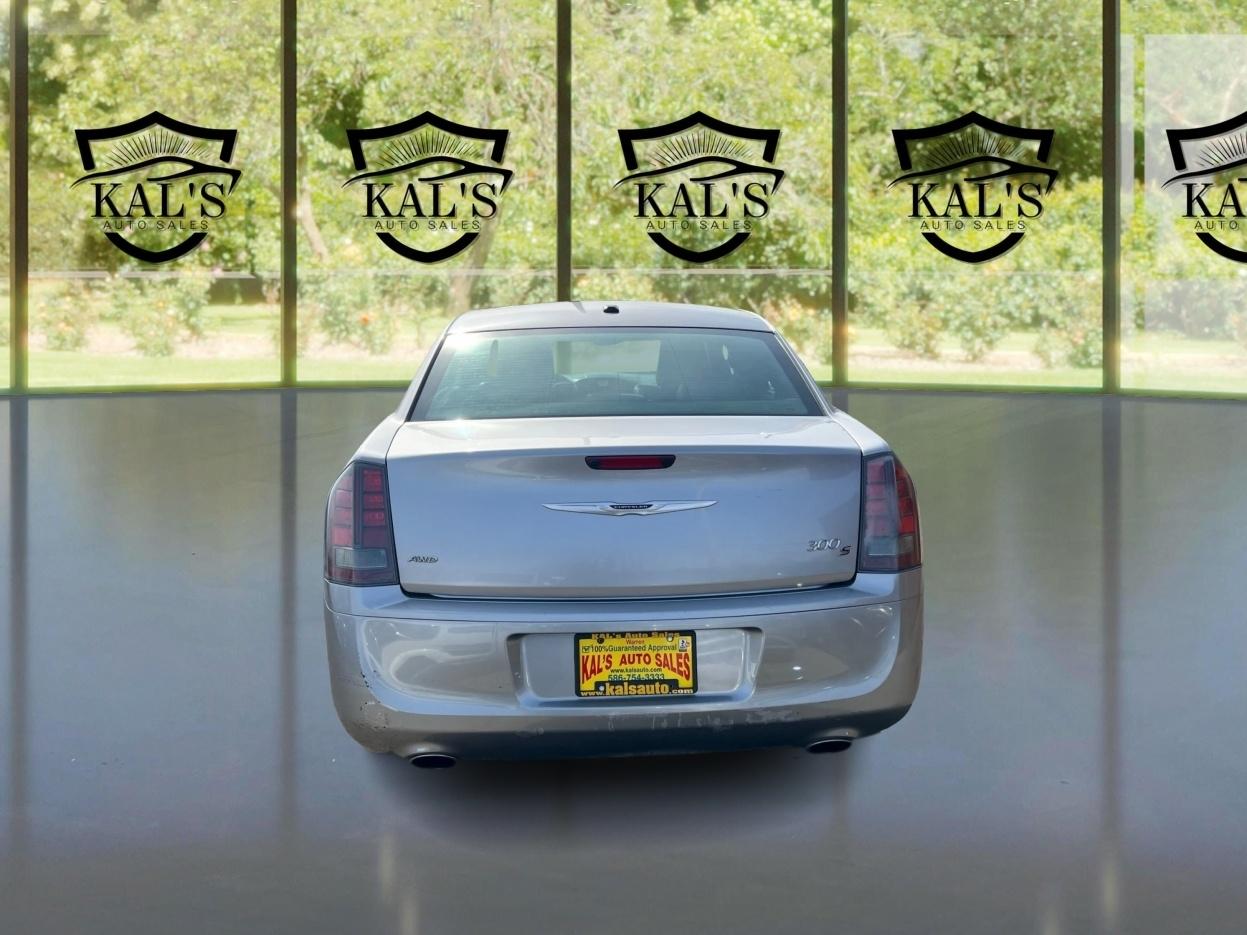 Chrysler 300 4dr Sdn 300S AWD 2014