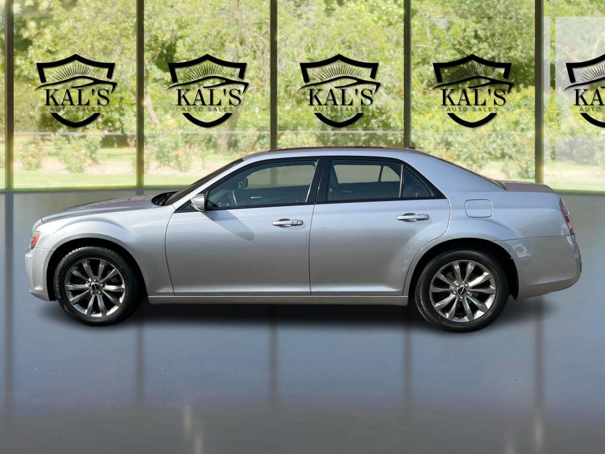 Chrysler 300 4dr Sdn 300S AWD 2014