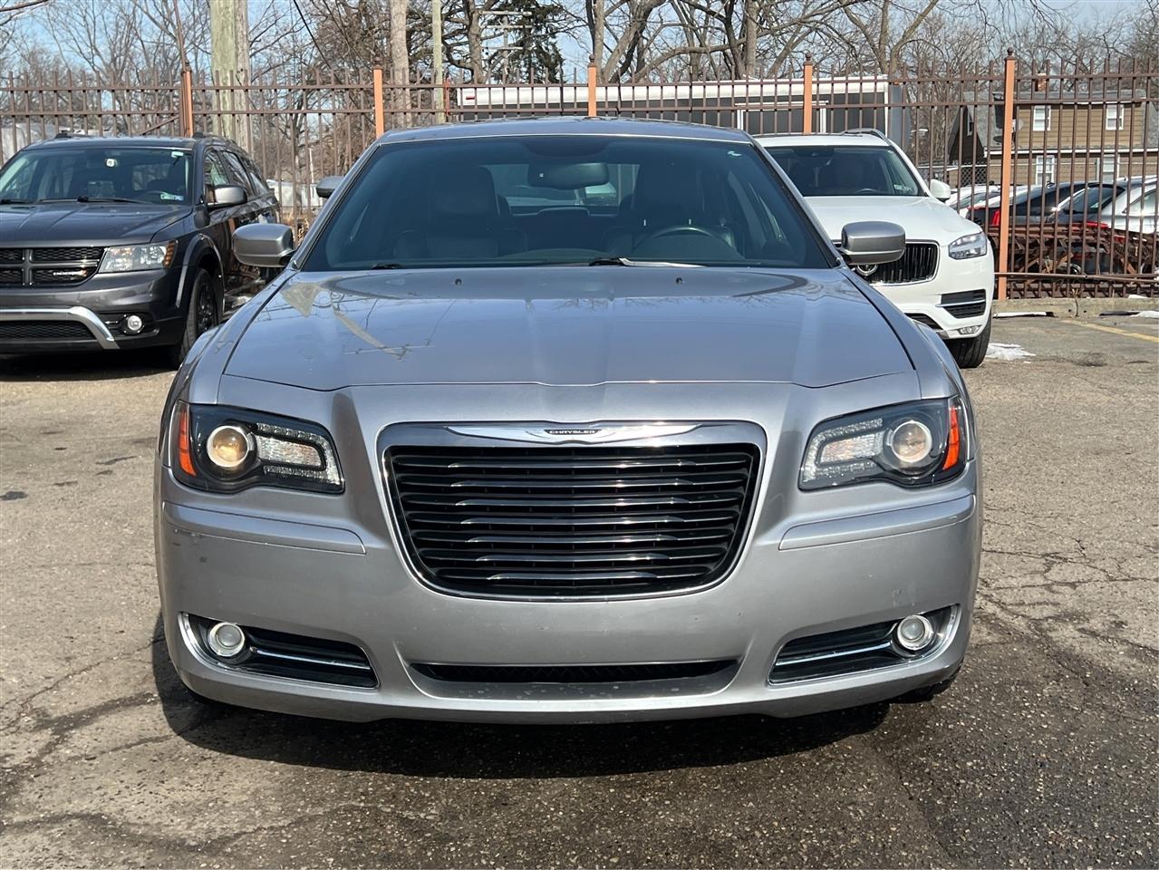 Chrysler 300 4dr Sdn 300S AWD 2014