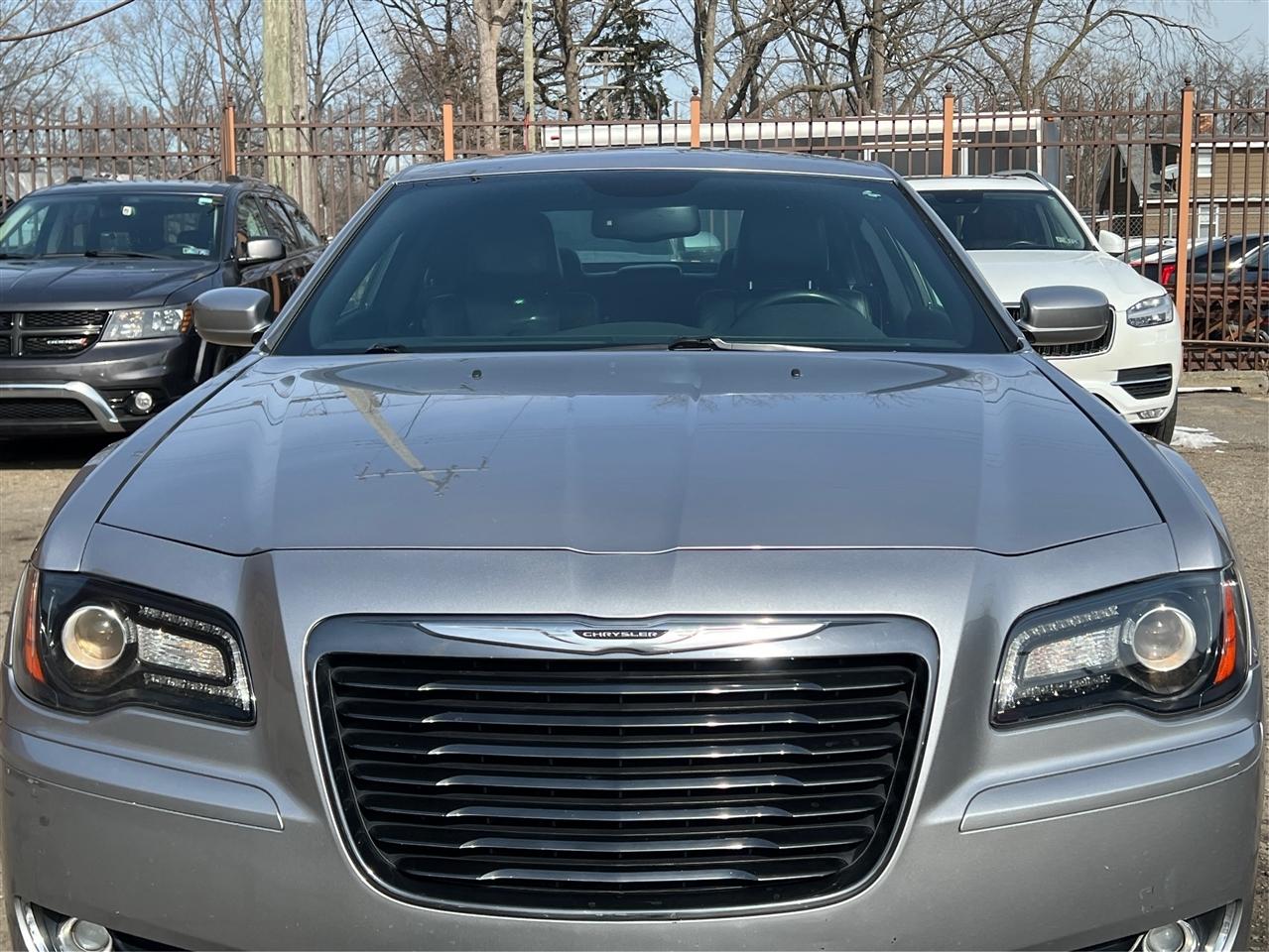 Chrysler 300 4dr Sdn 300S AWD 2014