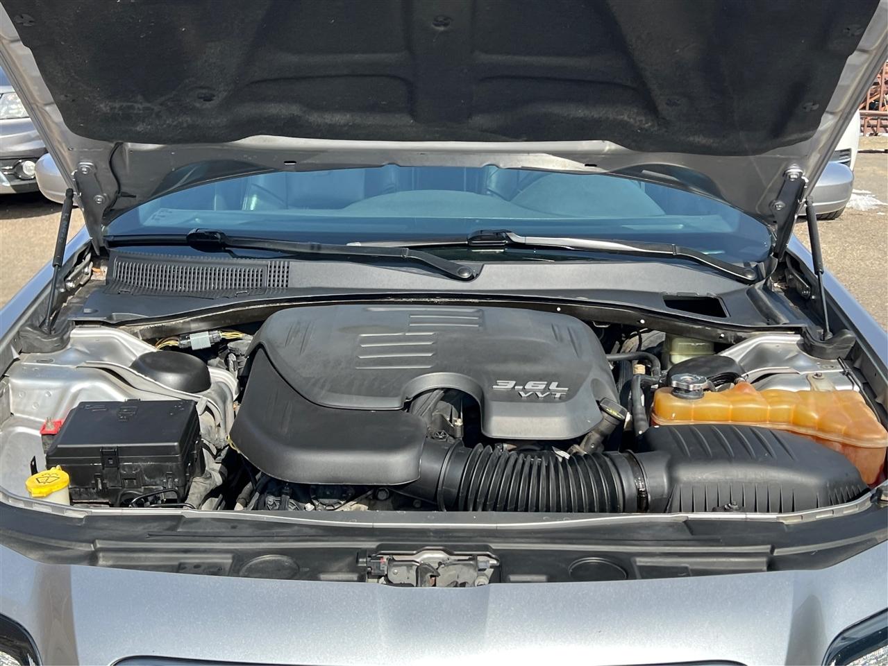 Chrysler 300 4dr Sdn 300S AWD 2014