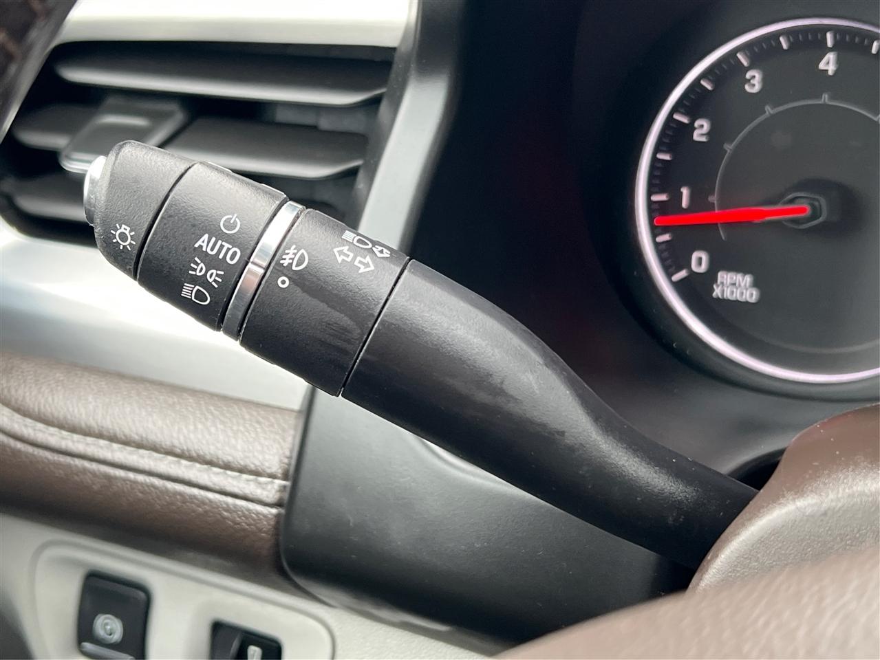 GMC Acadia AWD 4dr SLT w/SLT-1 2019