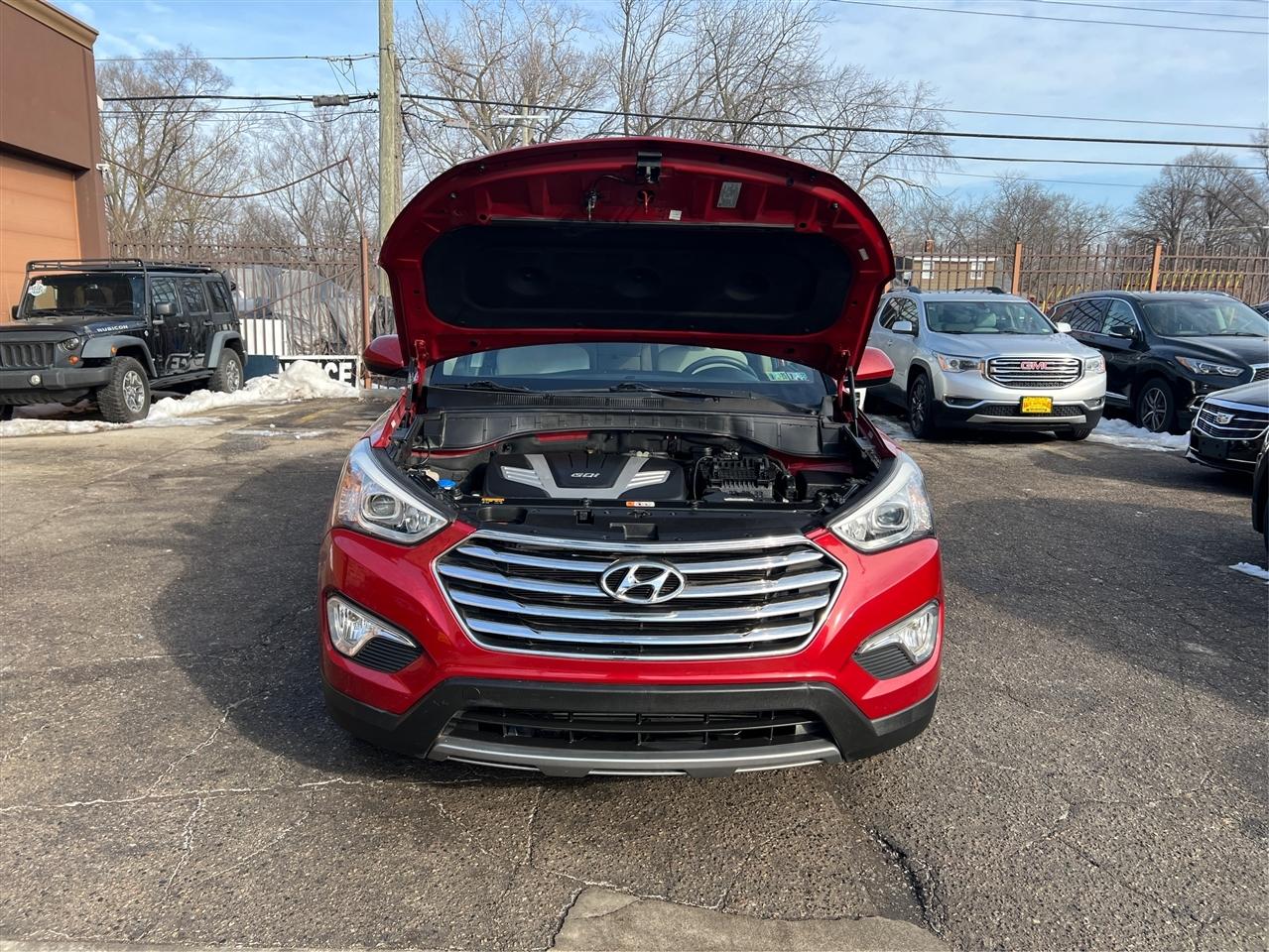 Hyundai Santa Fe AWD 4dr SE 2016