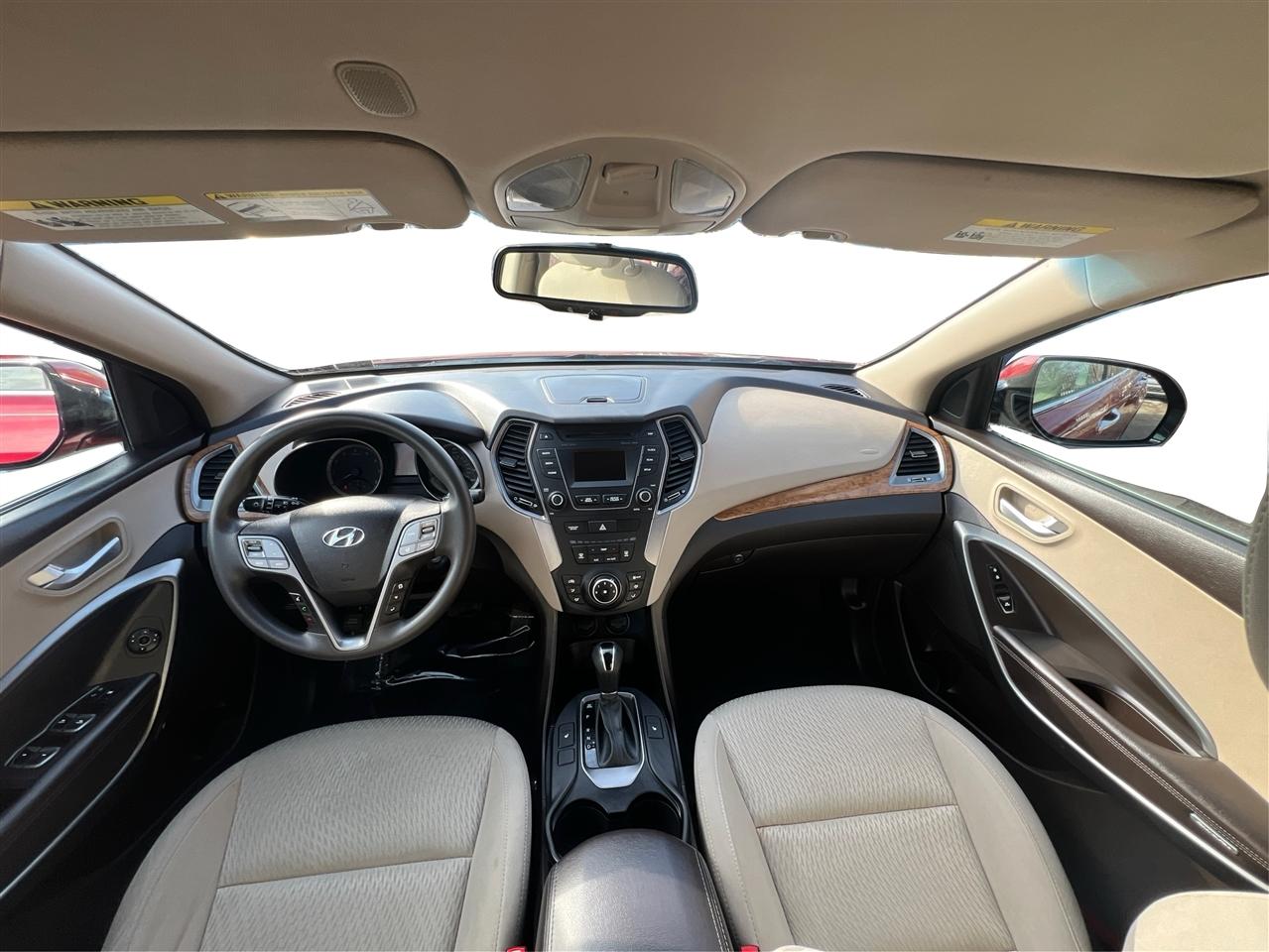 Hyundai Santa Fe AWD 4dr SE 2016