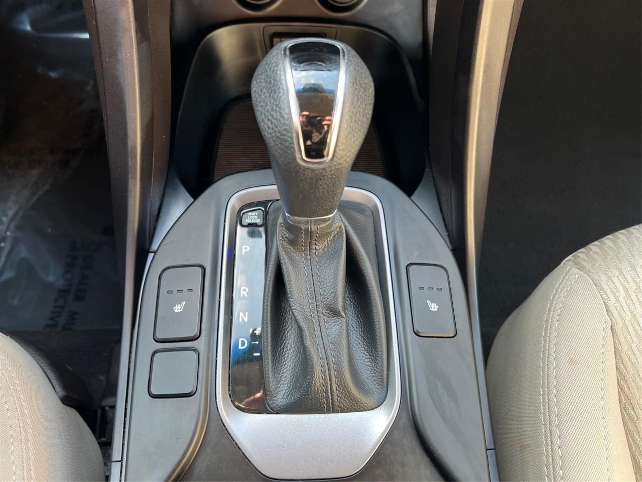 Hyundai Santa Fe AWD 4dr SE 2016