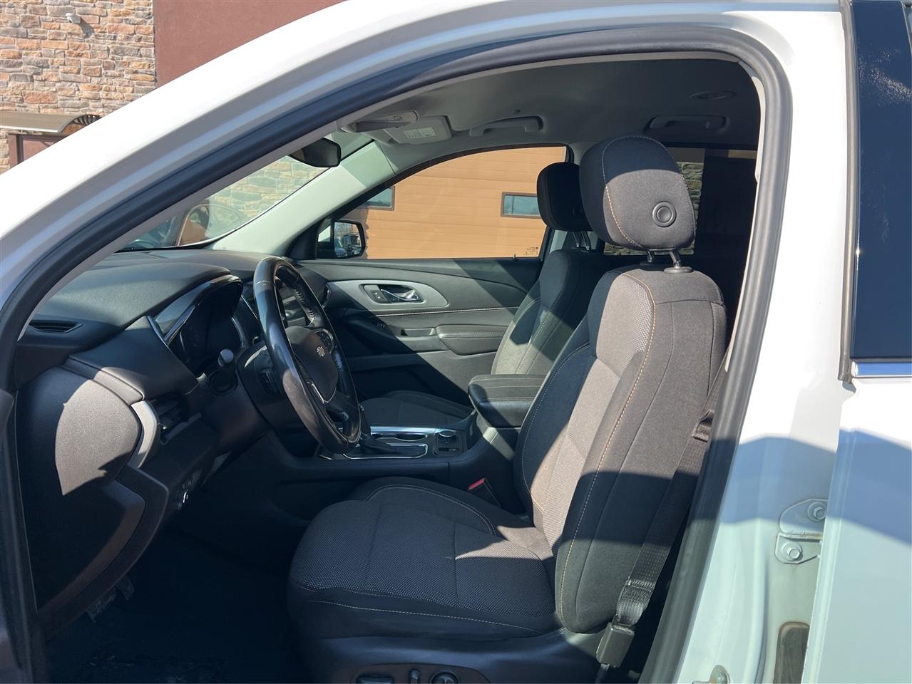 Chevrolet Traverse AWD 4dr LT Cloth w/1LT 2018