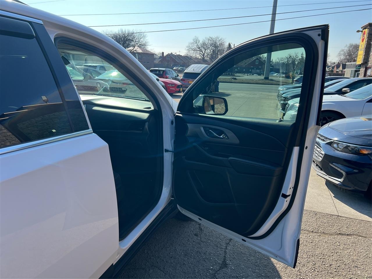 Chevrolet Traverse AWD 4dr LT Cloth w/1LT 2018