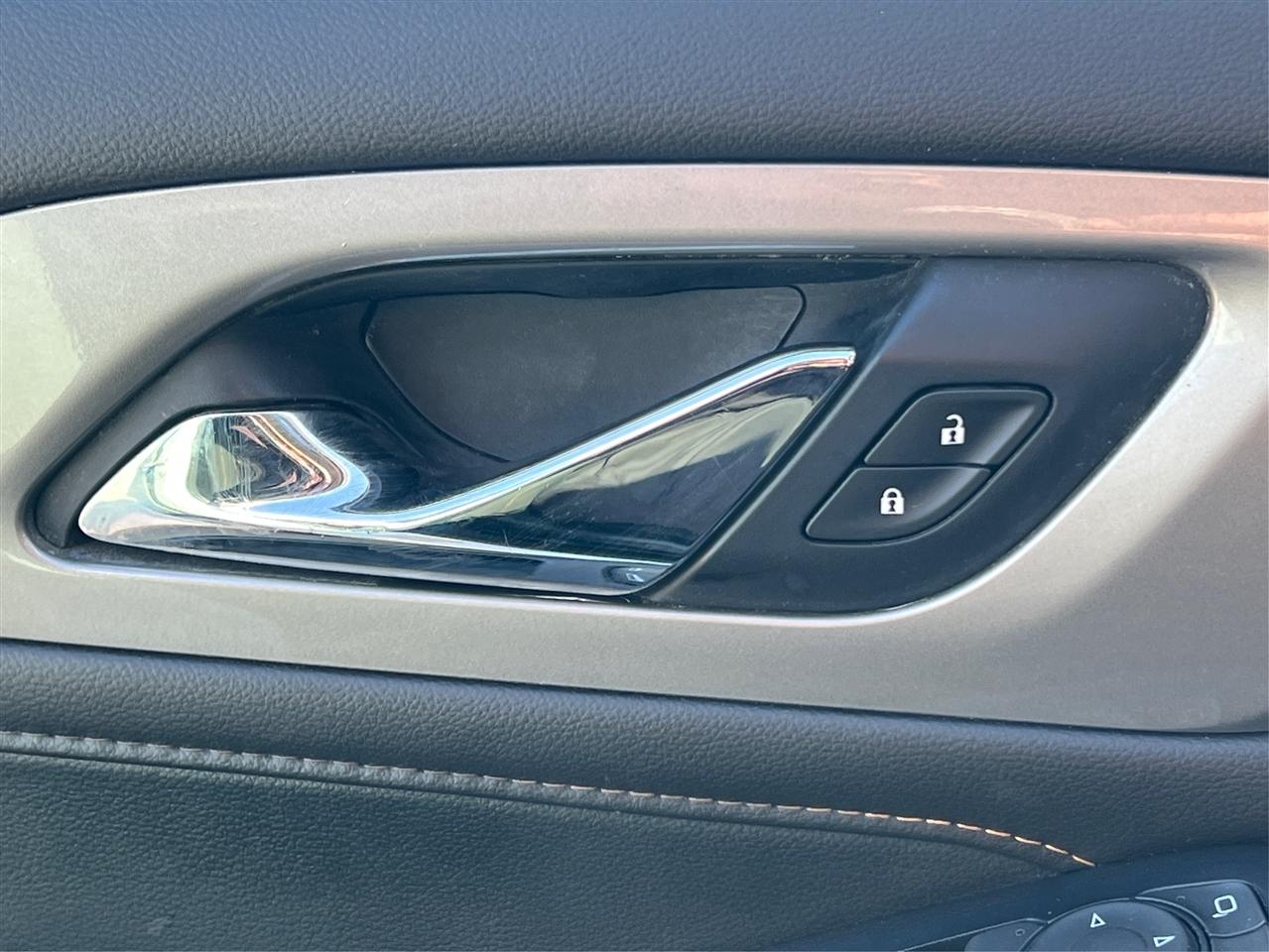 Chevrolet Traverse AWD 4dr LT Cloth w/1LT 2018