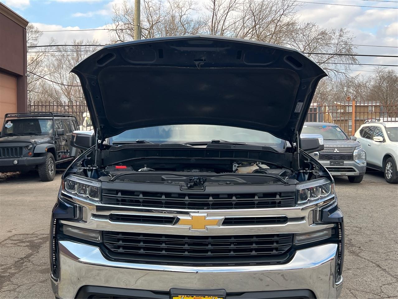 Chevrolet Silverado 1500 LTD 4WD Double Cab 147" LT w/1LT 2022