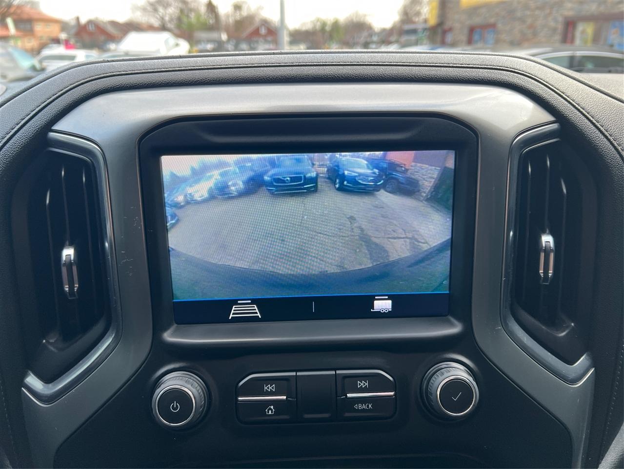 Chevrolet Silverado 1500 LTD 4WD Double Cab 147" LT w/1LT 2022