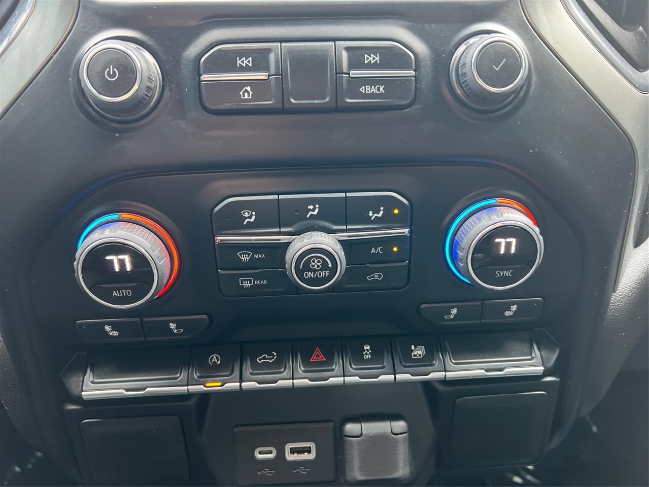 Chevrolet Silverado 1500 LTD 4WD Double Cab 147" LT w/1LT 2022