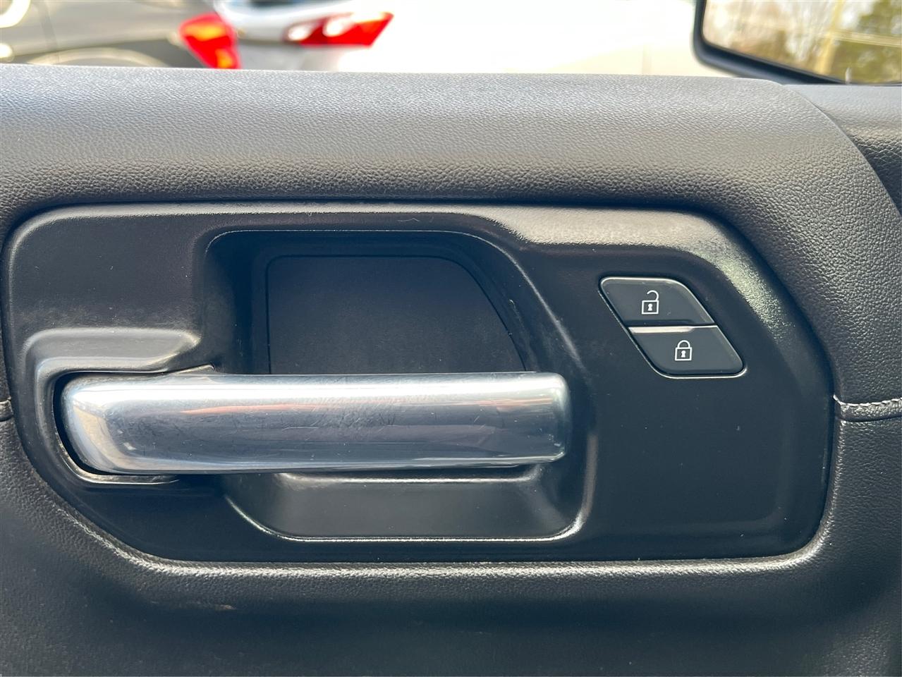 Chevrolet Silverado 1500 LTD 4WD Double Cab 147" LT w/1LT 2022