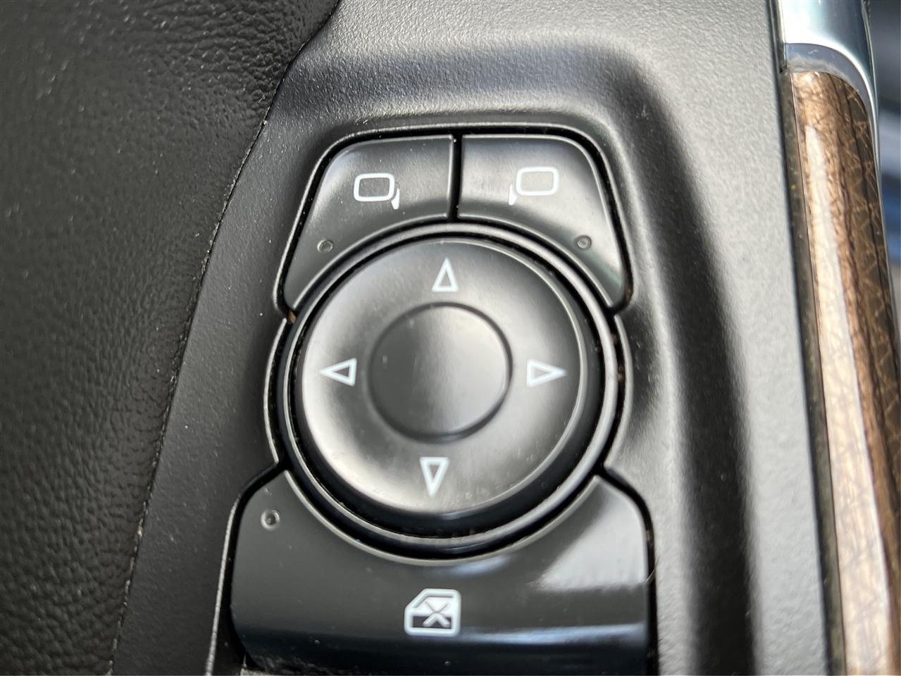 Chevrolet Silverado 1500 LTD 4WD Double Cab 147" LT w/1LT 2022