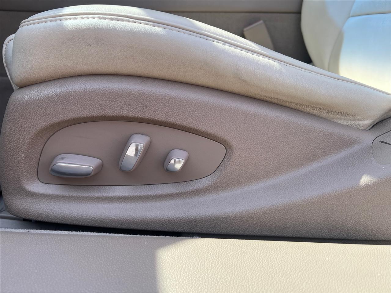 Cadillac ELR 2dr Cpe 2016