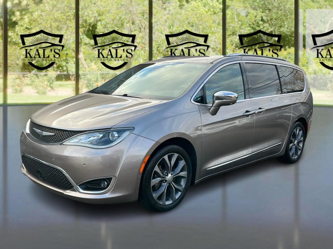 2018 Chrysler Pacifica Limited FWD