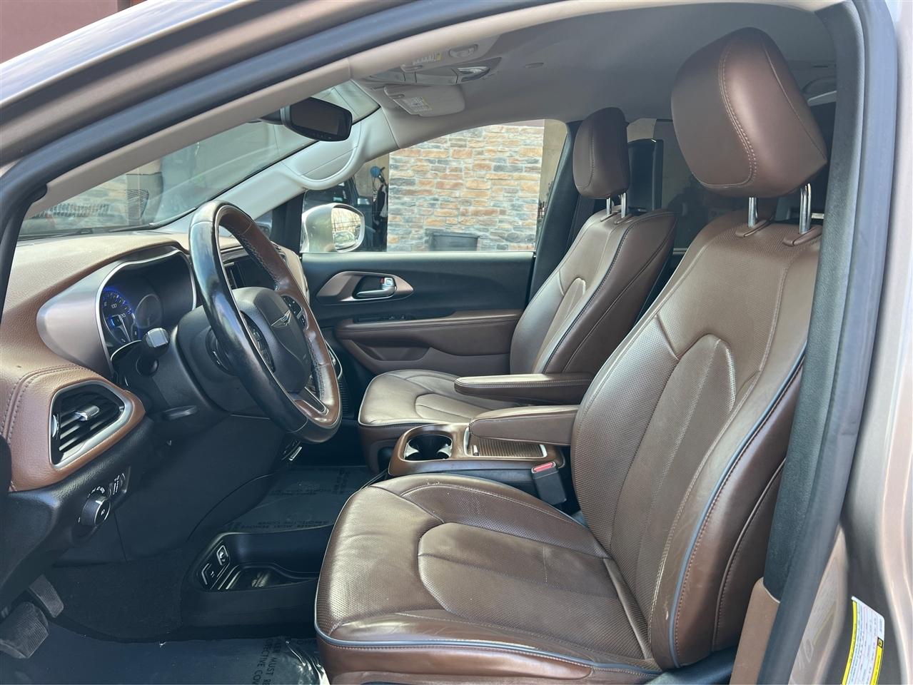 Chrysler Pacifica Limited FWD 2018