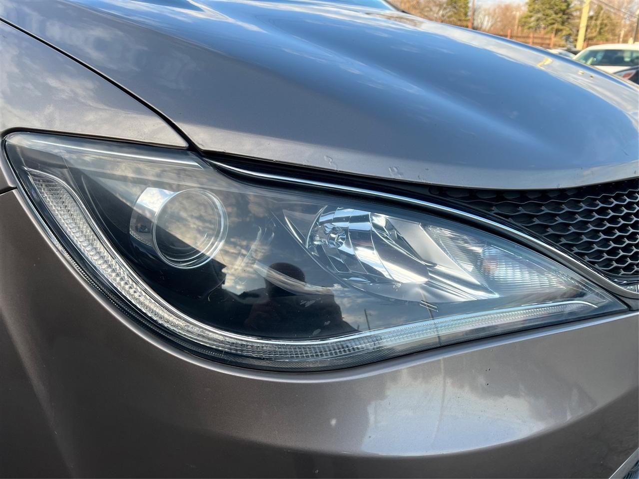 Chrysler Pacifica Limited FWD 2018