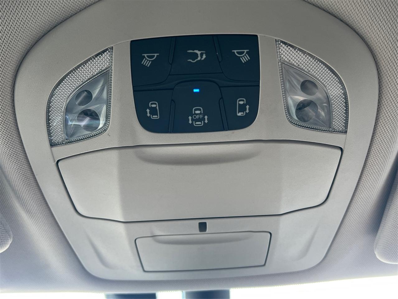 Chrysler Pacifica Limited FWD 2018