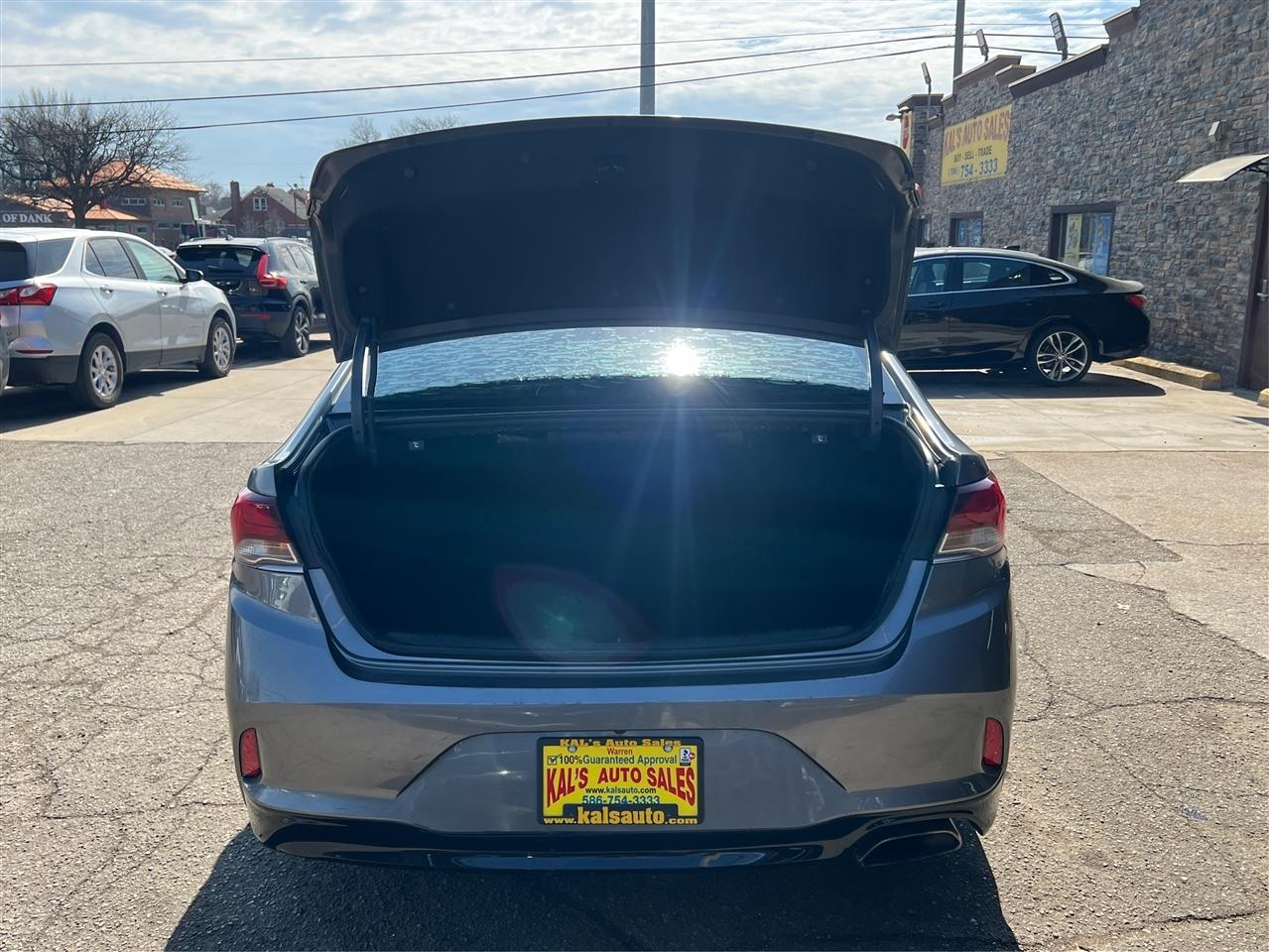 Hyundai Sonata SE 2.4L 2019