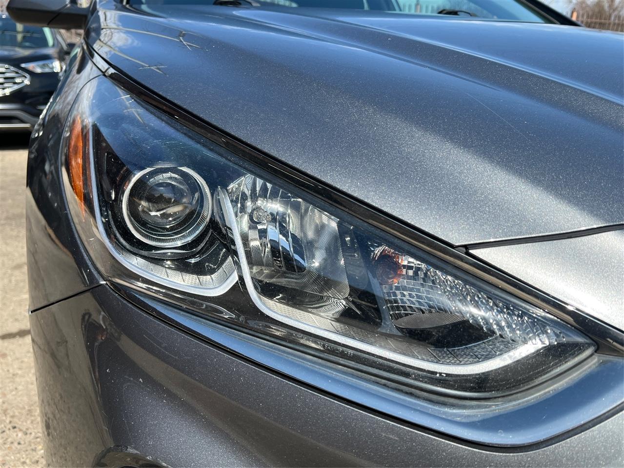 Hyundai Sonata SE 2.4L 2019