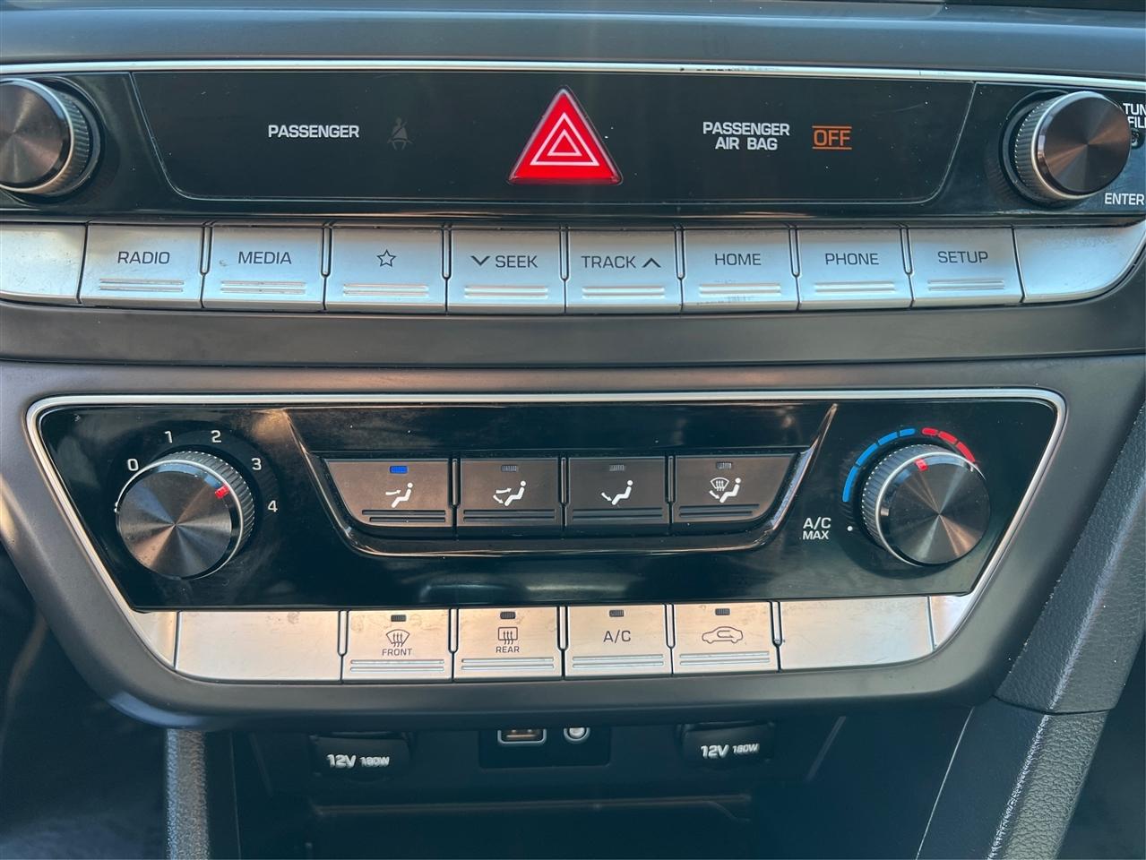 Hyundai Sonata SE 2.4L 2019