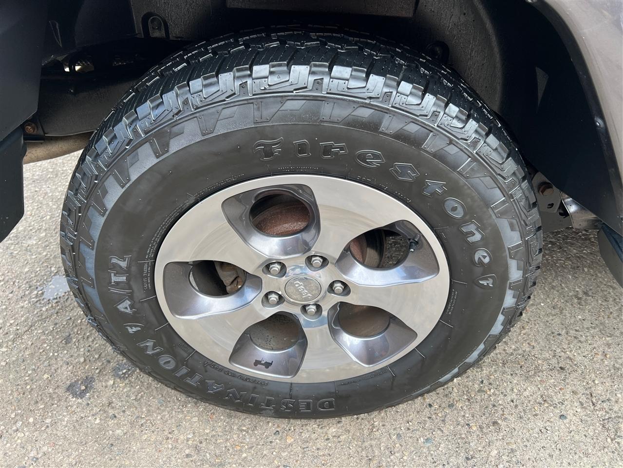 Jeep Wrangler Unlimited 4WD 4dr Sahara 2016