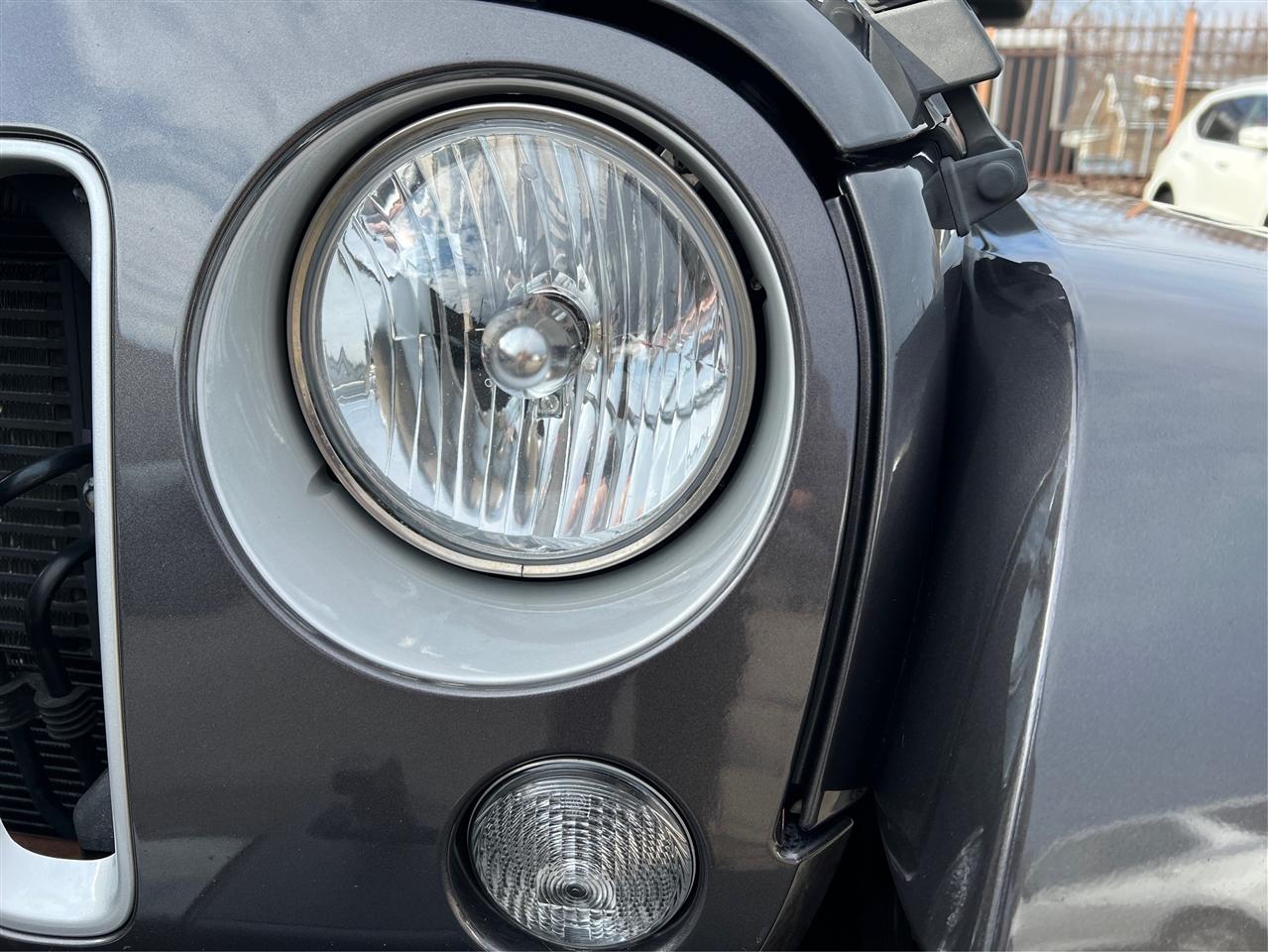 Jeep Wrangler Unlimited 4WD 4dr Sahara 2016