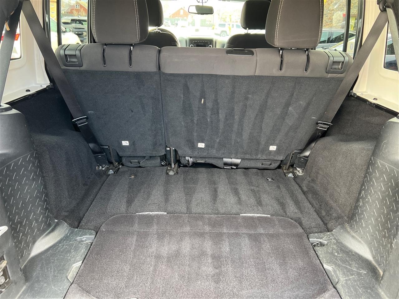 Jeep Wrangler Unlimited 4WD 4dr Sahara 2016