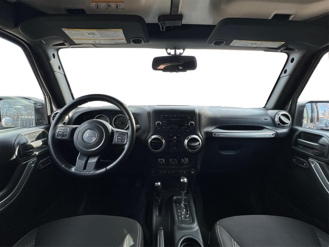 Jeep Wrangler Unlimited 4WD 4dr Sahara 2016